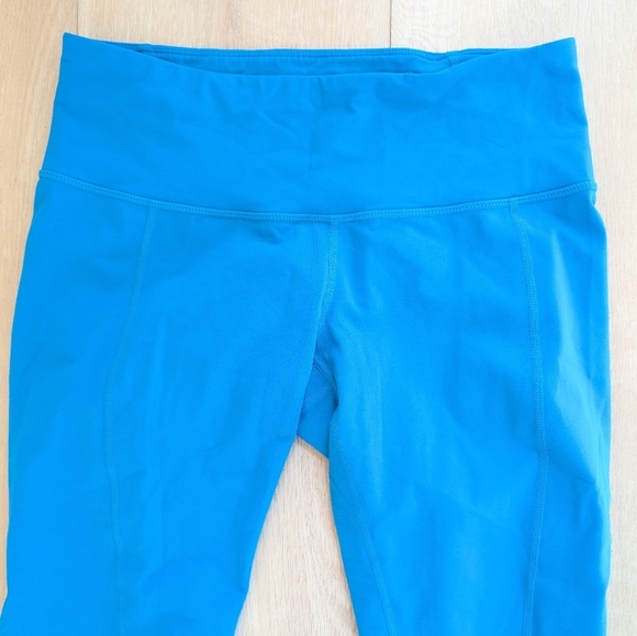 Prana Turquoise Capri Leggings Medium Athletic Wear - Picture 6 of 6